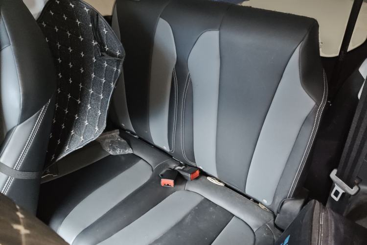 Used Roewe Clever 2022 311km QiQi BoBo Edition Left Rear Seat
