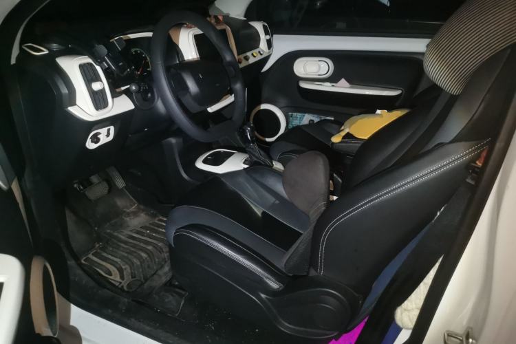Used Roewe Clever 2022 311km QiQi BoBo Edition Left Rear Seat