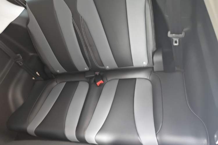 Used Roewe Clever 2022 311km QiQi BoBo Edition Left Rear Seat