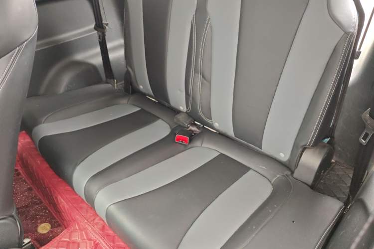 Used Roewe Clever 2022 311km QiQi BoBo Edition Left Rear Seat