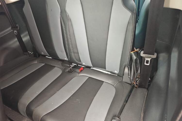 Used Roewe Clever 2022 311km QiQi BoBo Edition Left Rear Seat