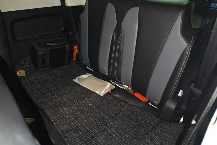 Used Roewe Clever 2022 311km QiQi BoBo Edition Left Rear Seat