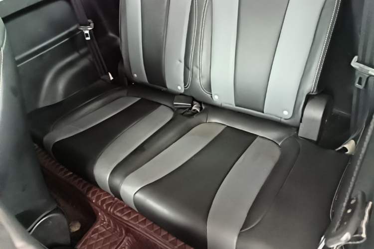 Used Roewe Clever 2022 311km QiQi BoBo Edition Left Rear Seat