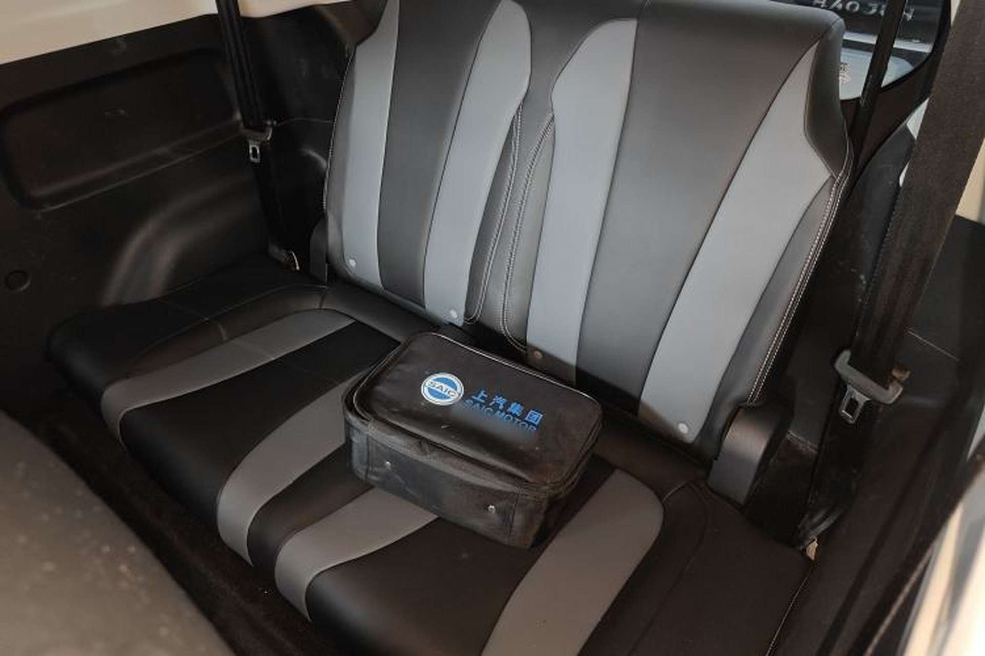 Used Roewe Clever 2022 311km QiQi BoBo Edition Left Rear Seat