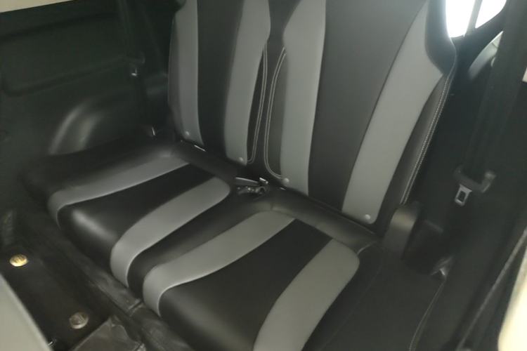 Used Roewe Clever 2022 311km QiQi BoBo Edition Left Rear Seat