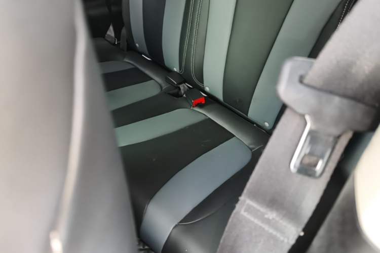 Used Roewe Clever 2022 311km QiQi BoBo Edition Left Rear Seat