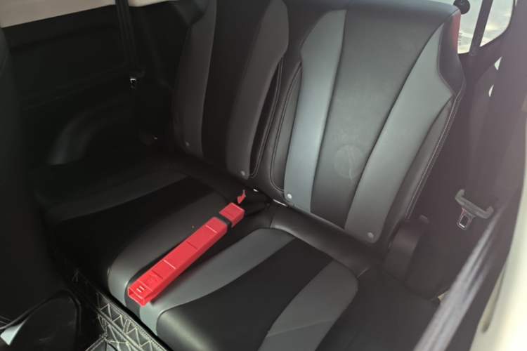 Used Roewe Clever 2022 311km QiQi BoBo Edition Left Rear Seat