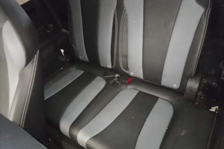 Used Roewe Clever 2022 311km QiQi BoBo Edition Left Rear Seat