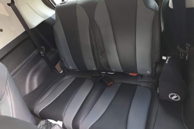 Used Roewe Clever 2022 311km QiQi BoBo Edition Left Rear Seat