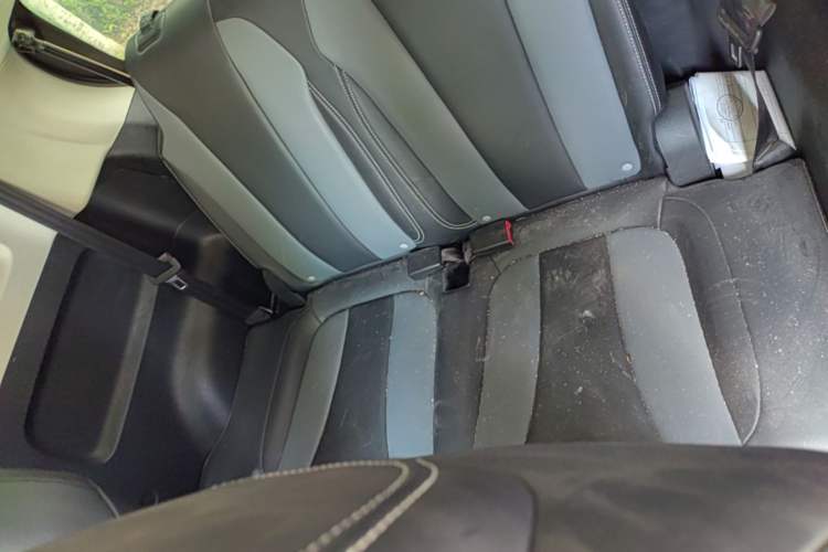 Used Roewe Clever 2022 311km QiQi BoBo Edition Left Rear Seat