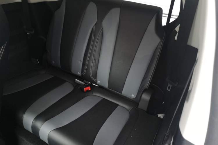 Used Roewe Clever 2022 311km QiQi BoBo Edition Left Rear Seat