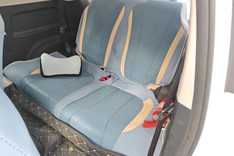 Used Roewe Clever 2022 311km QiQi BoBo Edition Left Rear Seat