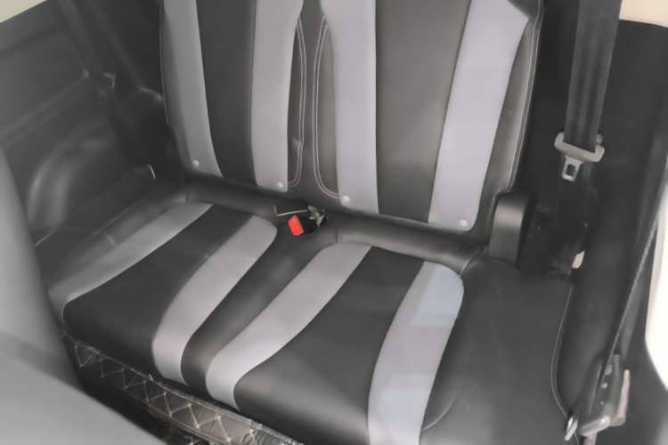 Used Roewe Clever 2022 311km QiQi BoBo Edition Left Rear Seat
