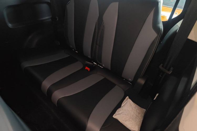 Used Roewe Clever 2022 311km QiQi BoBo Edition Left Rear Seat