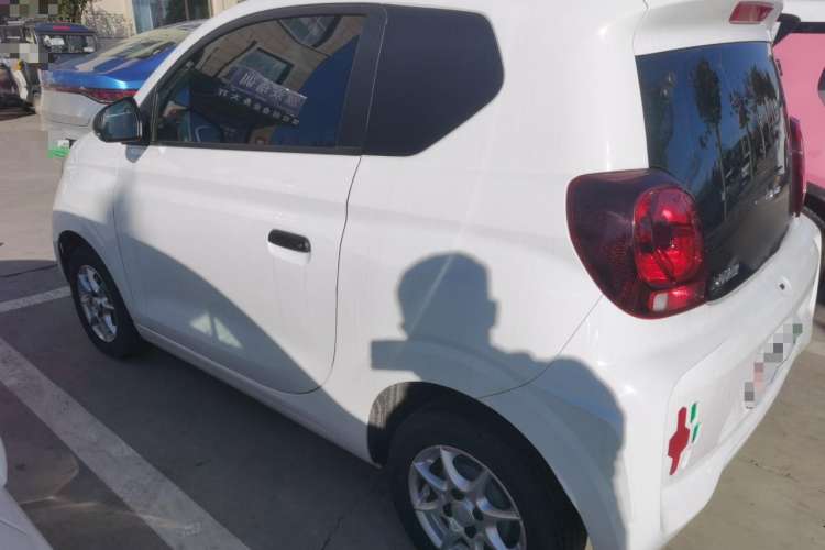 Used Roewe Clever 2022 311km QiQi BoBo Edition Left Side