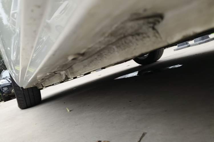 Used Roewe Clever 2022 311km QiQi BoBo Edition Left Side Sill