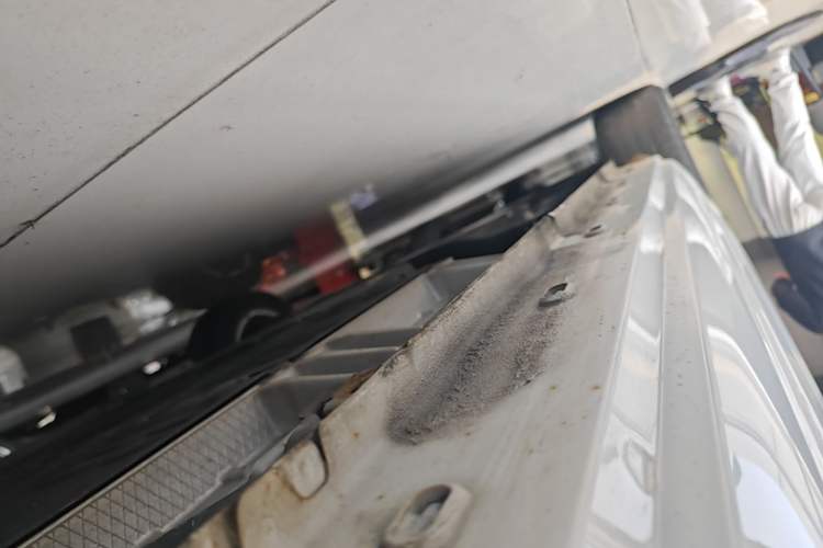 Used Roewe Clever 2022 311km QiQi BoBo Edition Left Side Sill