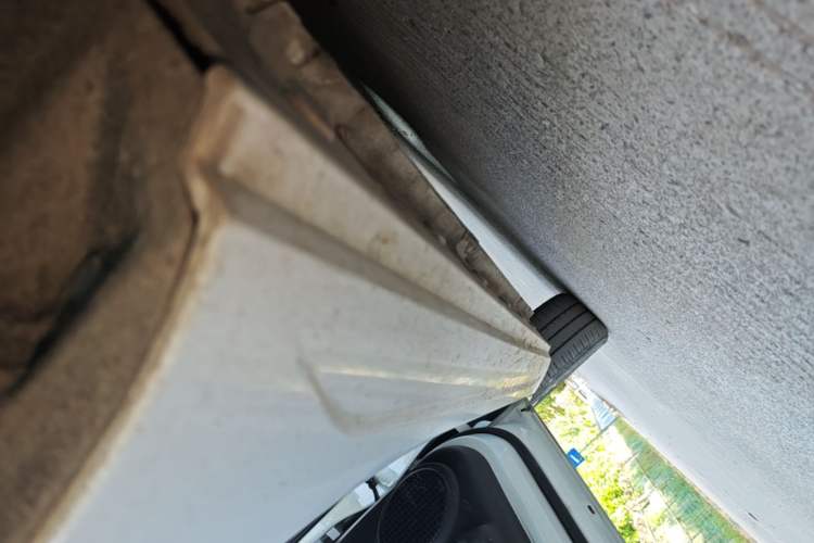 Used Roewe Clever 2022 311km QiQi BoBo Edition Left Side Sill