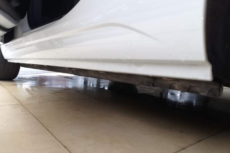 Used Roewe Clever 2022 311km QiQi BoBo Edition Left Side Sill