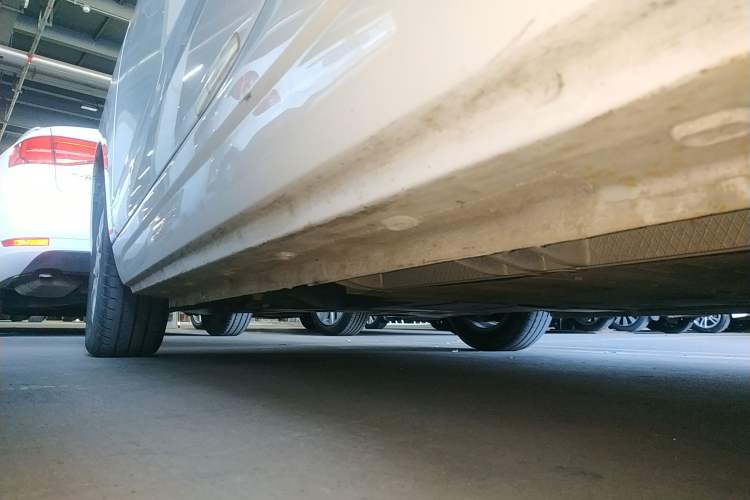 Used Roewe Clever 2022 311km QiQi BoBo Edition Left Side Sill