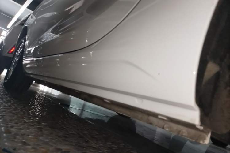 Used Roewe Clever 2022 311km QiQi BoBo Edition Left Side Sill