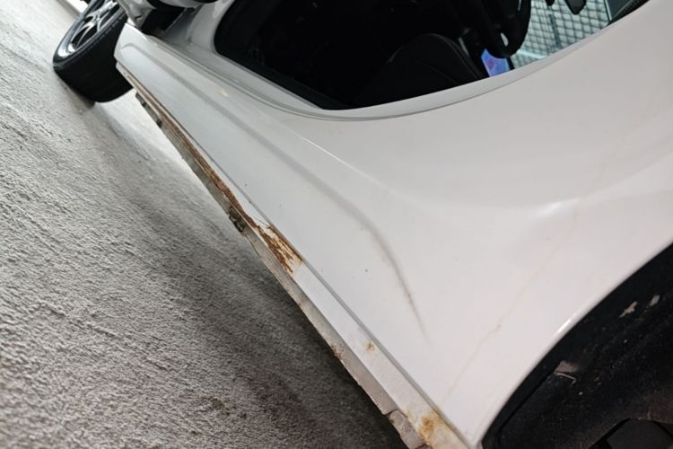 Used Roewe Clever 2022 311km QiQi BoBo Edition Left Side Sill