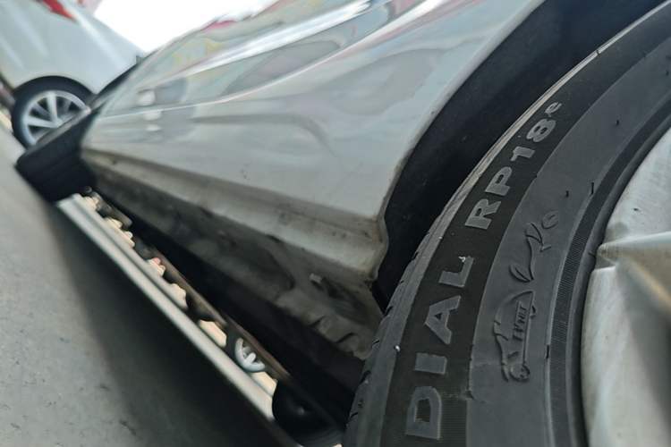 Used Roewe Clever 2022 311km QiQi BoBo Edition Left Side Sill