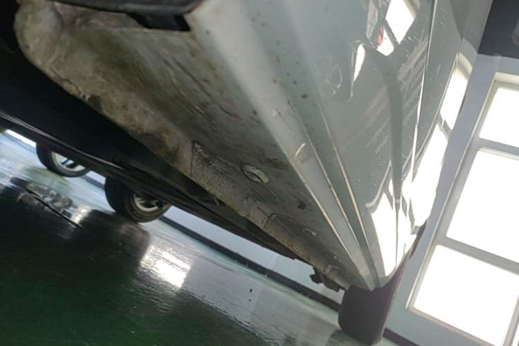 Used Roewe Clever 2022 311km QiQi BoBo Edition Left Side Sill