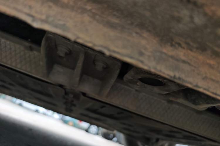 Used Roewe Clever 2022 311km QiQi BoBo Edition Left Side Sill
