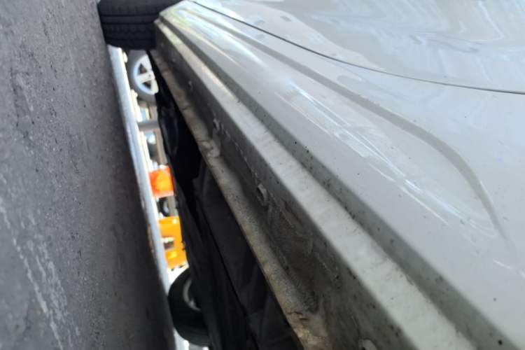 Used Roewe Clever 2022 311km QiQi BoBo Edition Left Side Sill