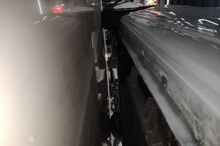 Used Roewe Clever 2022 311km QiQi BoBo Edition Left Side Sill
