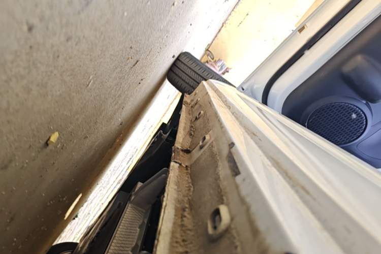 Used Roewe Clever 2022 311km QiQi BoBo Edition Left Side Sill