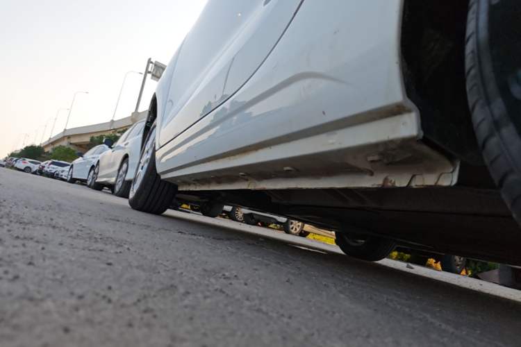 Used Roewe Clever 2022 311km QiQi BoBo Edition Left Side Sill