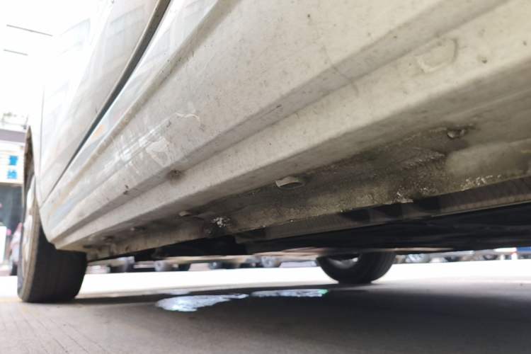 Used Roewe Clever 2022 311km QiQi BoBo Edition Left Side Sill