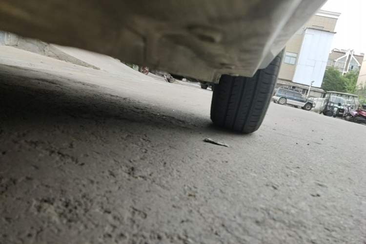 Used Roewe Clever 2022 311km QiQi BoBo Edition Left Side Sill