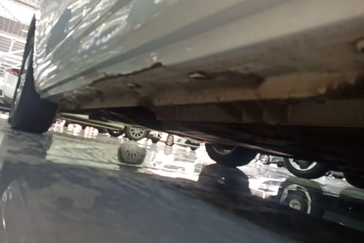 Used Roewe Clever 2022 311km QiQi BoBo Edition Left Side Sill