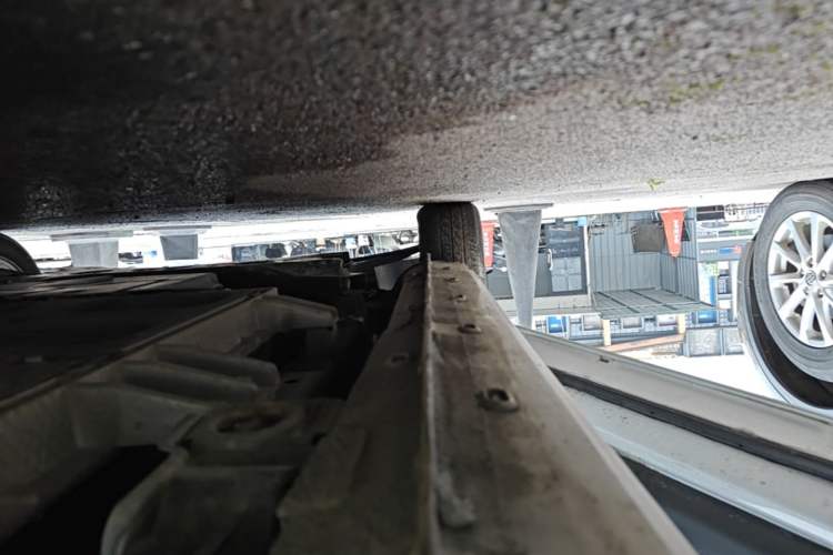 Used Roewe Clever 2022 311km QiQi BoBo Edition Left Side Sill