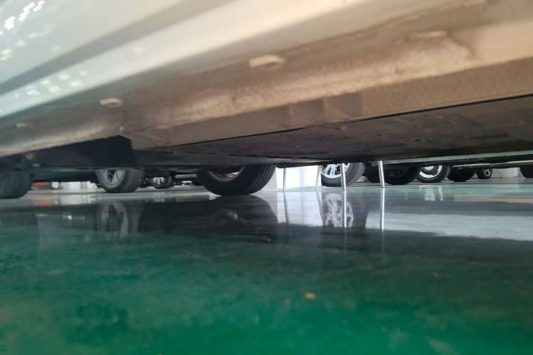 Used Roewe Clever 2022 311km QiQi BoBo Edition Left Side Sill