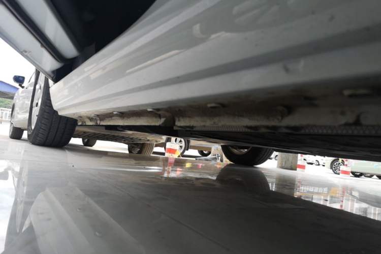 Used Roewe Clever 2022 311km QiQi BoBo Edition Left Side Sill