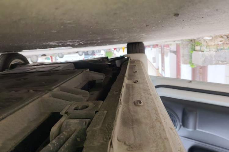 Used Roewe Clever 2022 311km QiQi BoBo Edition Left Side Sill