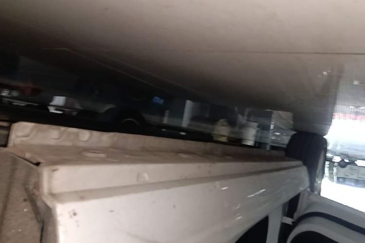Used Roewe Clever 2022 311km QiQi BoBo Edition Left Side Sill