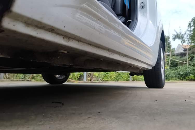 Used Roewe Clever 2022 311km QiQi BoBo Edition Left Side Sill