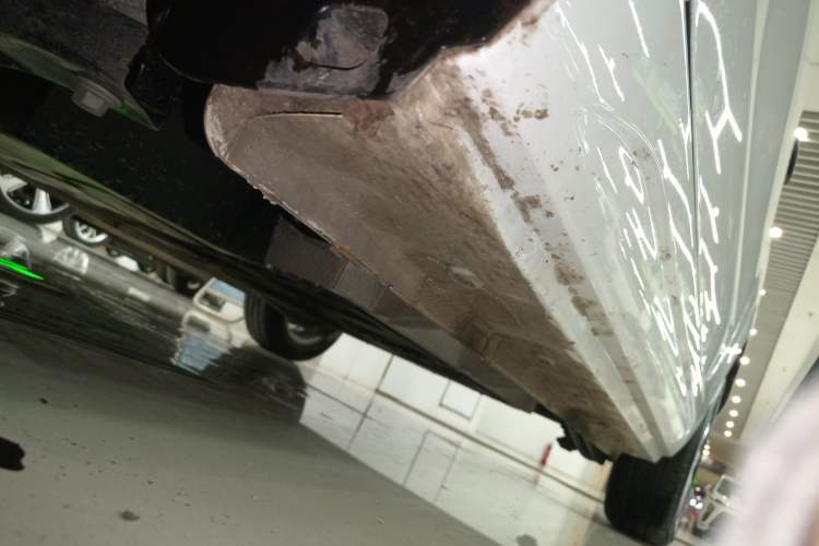 Used Roewe Clever 2022 311km QiQi BoBo Edition Left Side Sill