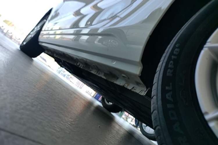 Used Roewe Clever 2022 311km QiQi BoBo Edition Left Side Sill