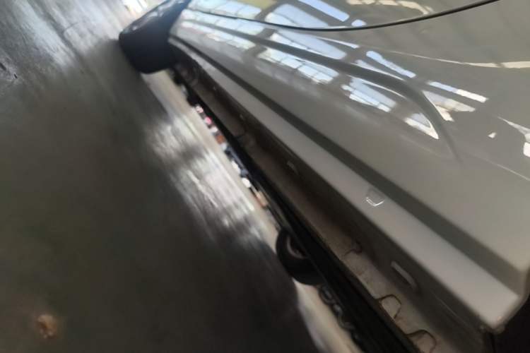 Used Roewe Clever 2022 311km QiQi BoBo Edition Left Side Sill