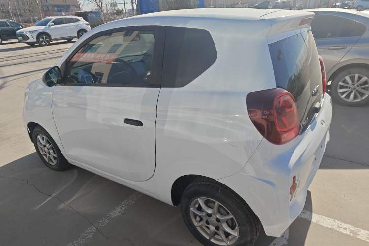 Used Roewe Clever 2022 311km QiQi BoBo Edition Left Side