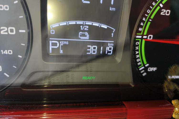 Used Roewe Clever 2022 311km QiQi BoBo Edition Odometer Close Up