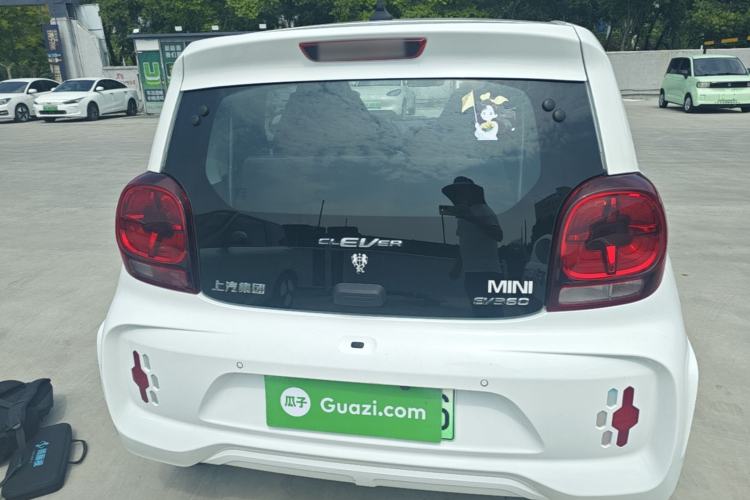 Used Roewe Clever 2022 311km QiQi BoBo Edition Rear