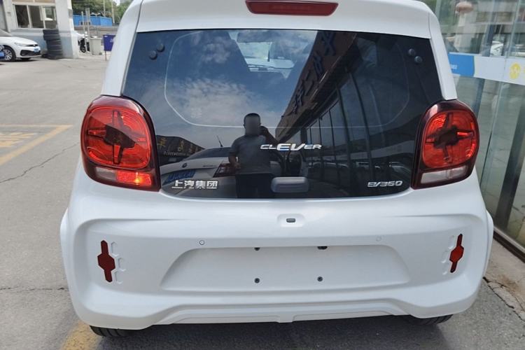 Used Roewe Clever 2022 311km QiQi BoBo Edition Rear