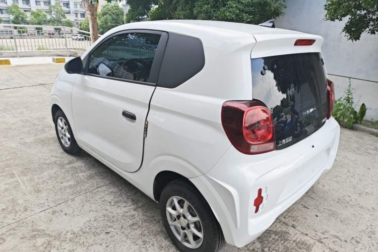 Used Roewe Clever 2022 311km QiQi BoBo Edition Rear Left 45 Deg